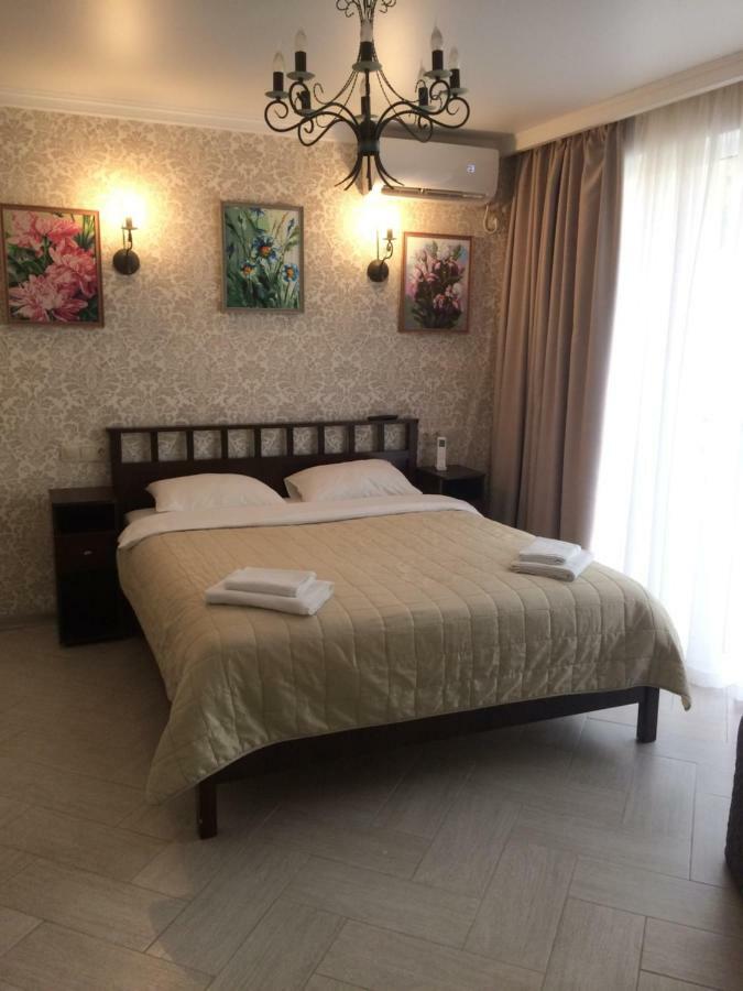 Guest House Гости 皮聪达 外观 照片